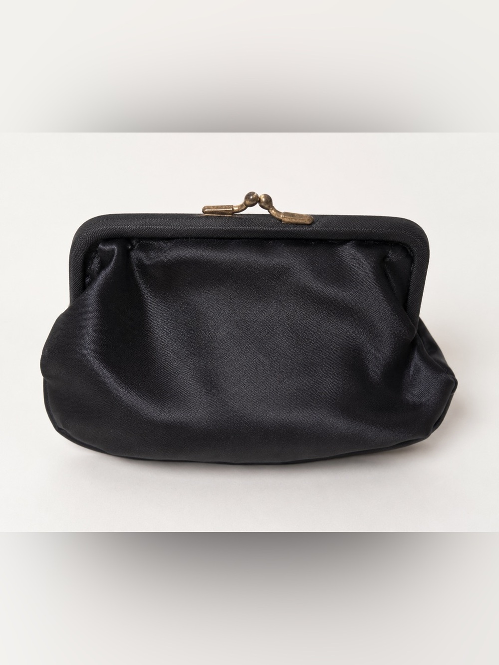 Vintage 1940s Black Silk Satin Kiss Lock Coin Purse Estate Find